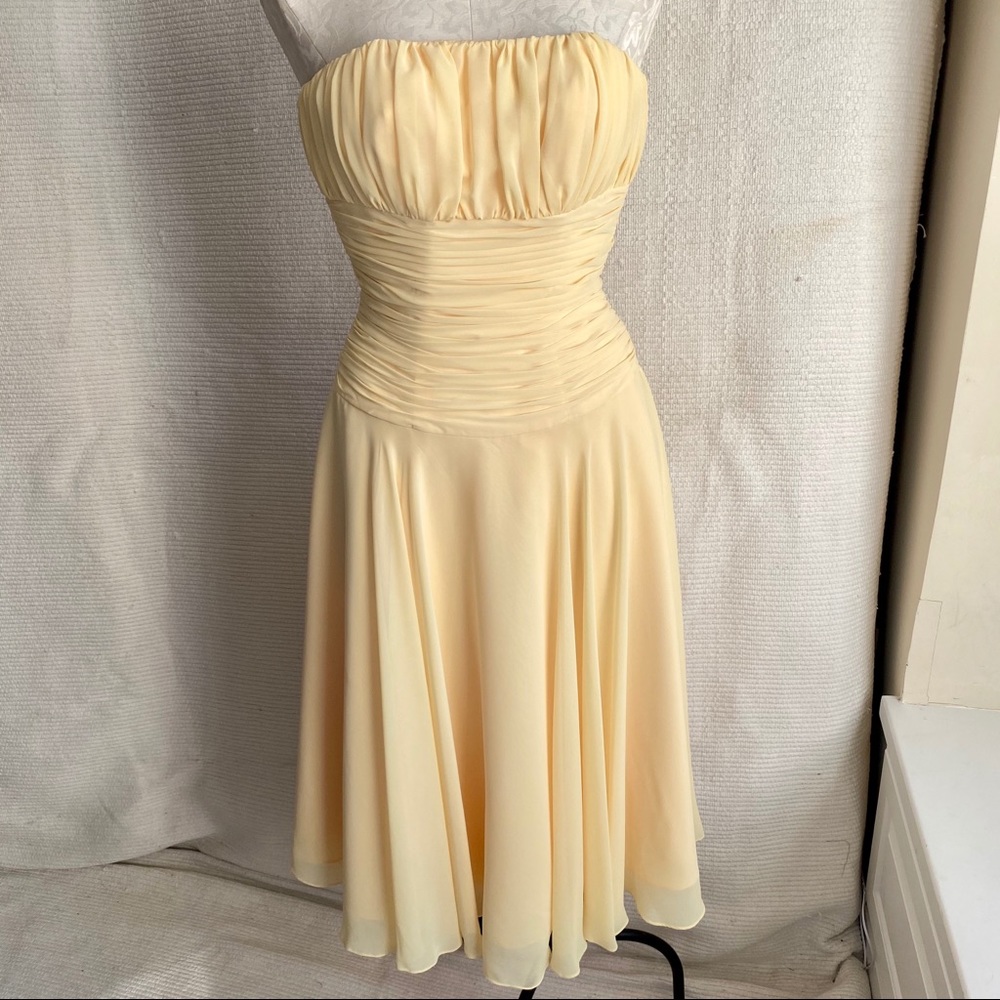Vintage M Strapless Gathered Formal Dress Yellow